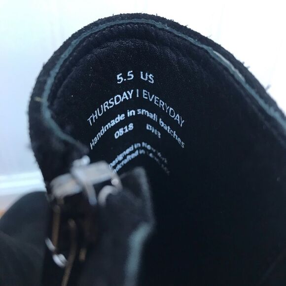 THURSDAY BOOT CO Highline Black‎ Suede Ankle Bootie Chunky Heel Size 5.5 - Picture 7 of 15